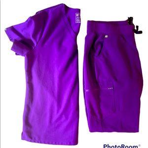 FIGS Scrub Set *LIMITED EDITION COLOR